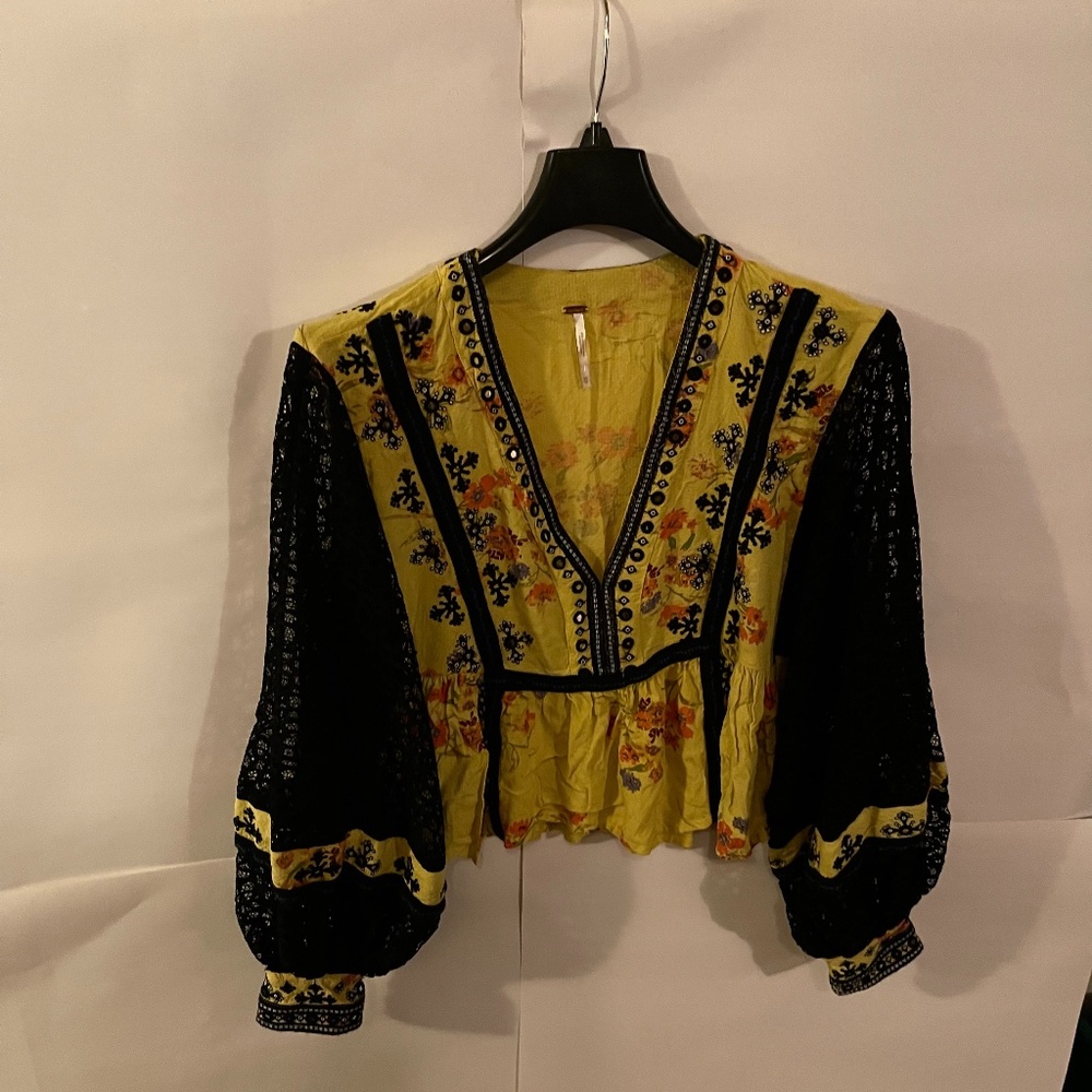 Bohemian Stitch Design Lace Bell Long Sleeve Blouse